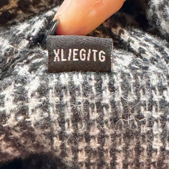 Guess Black and White Snap Closure Detachable Knit Collar Coat Size XL Classic - Picture 10 of 12